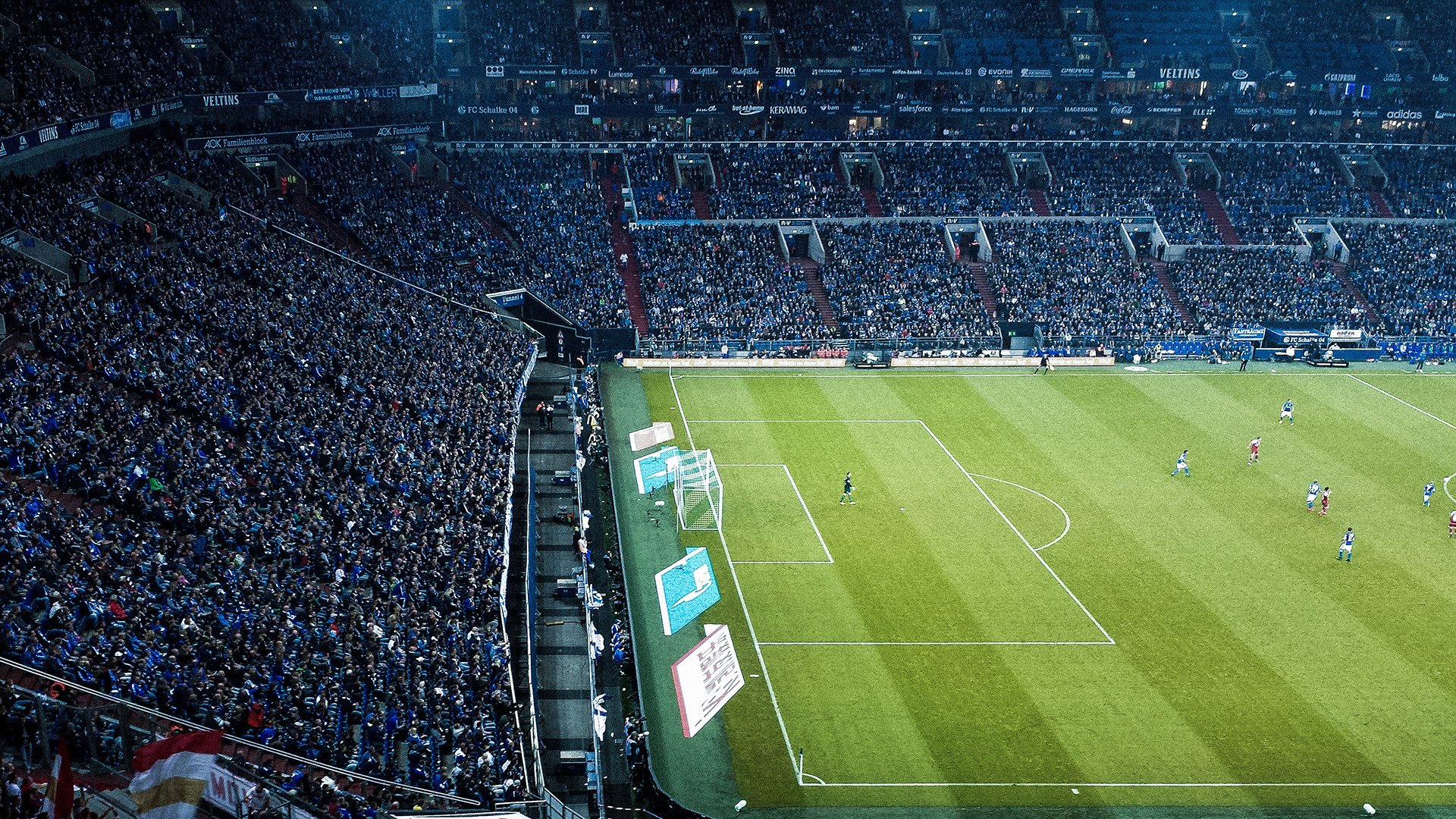 CBA季后赛激战正酣 辽宁队力克广东队挺进总决赛